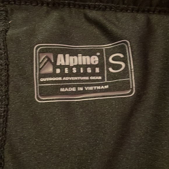 Women’s Golf Skirt - Picture 4 of 4